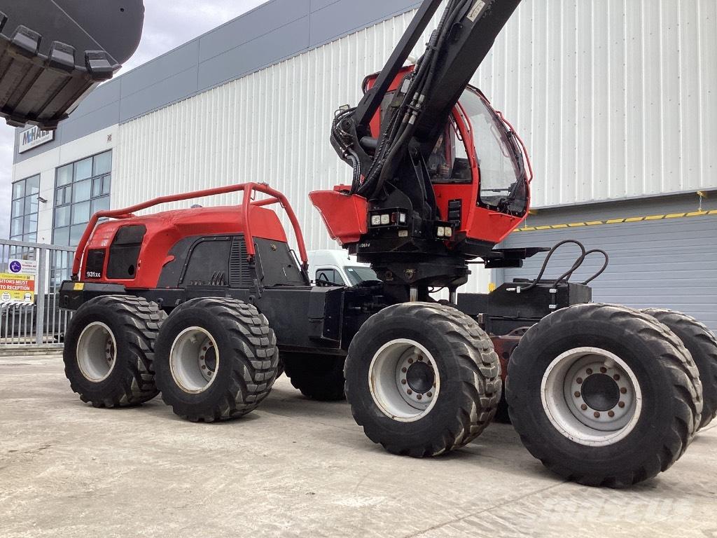 Komatsu 931 XC Abatteuse