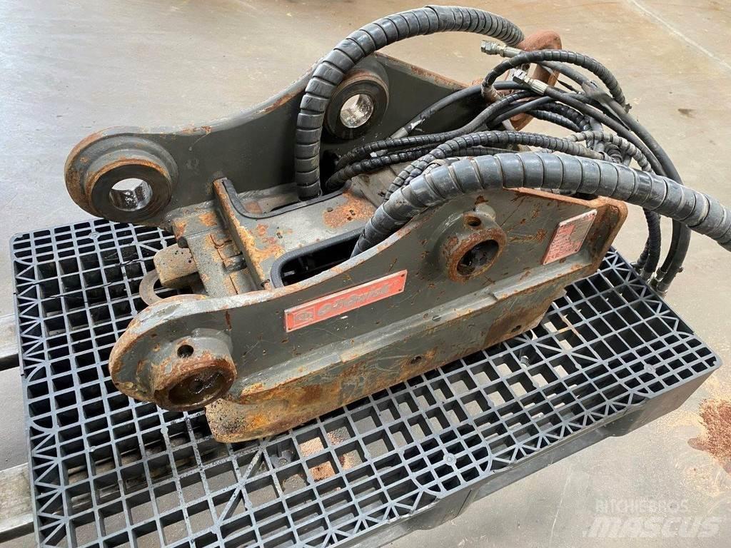 Oil Quick OQ 70 Attache rapide pour godet