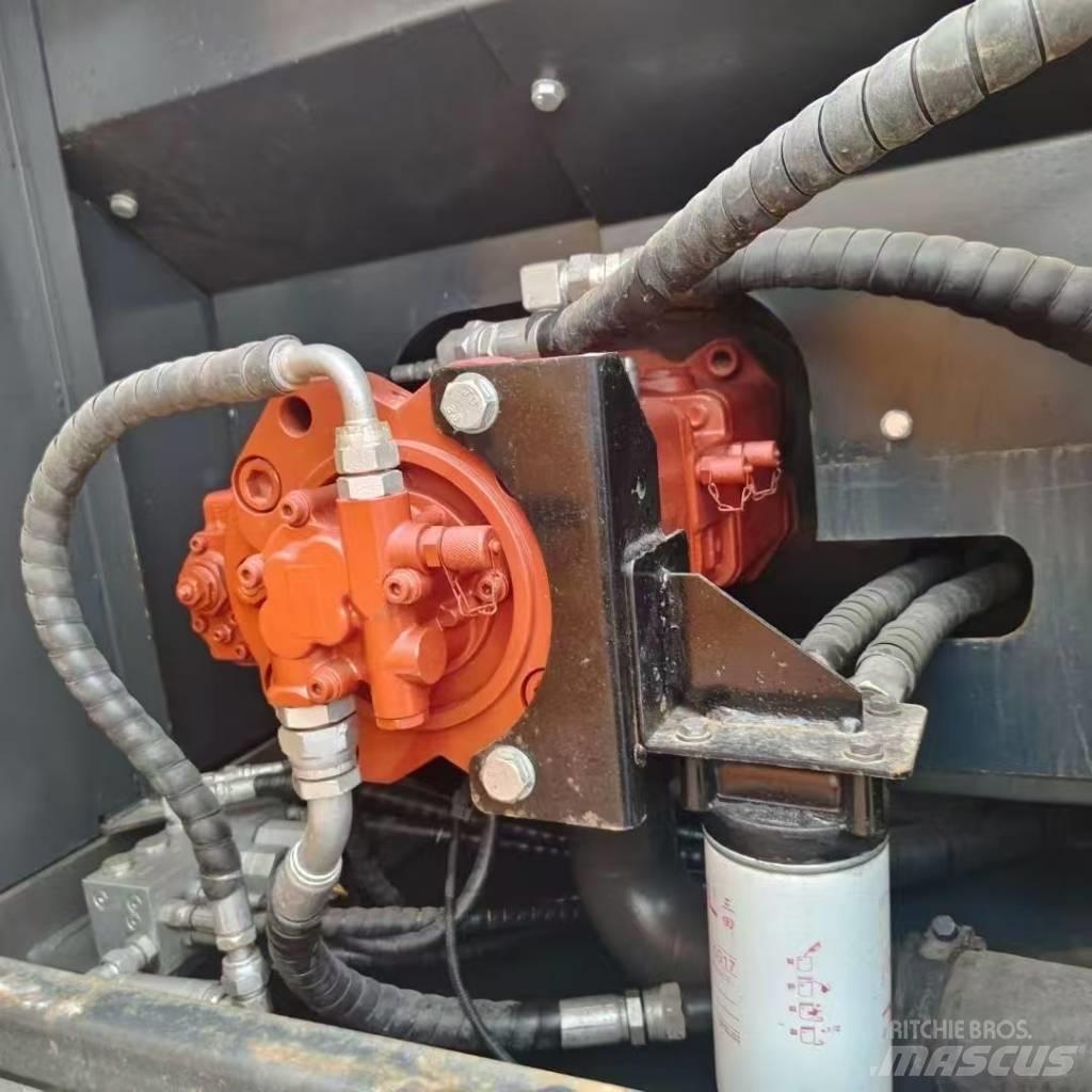Hyundai 220-9S Pelle sur chenilles