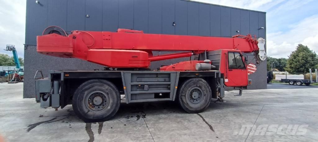 PPM ATT 400 Grues mobiles