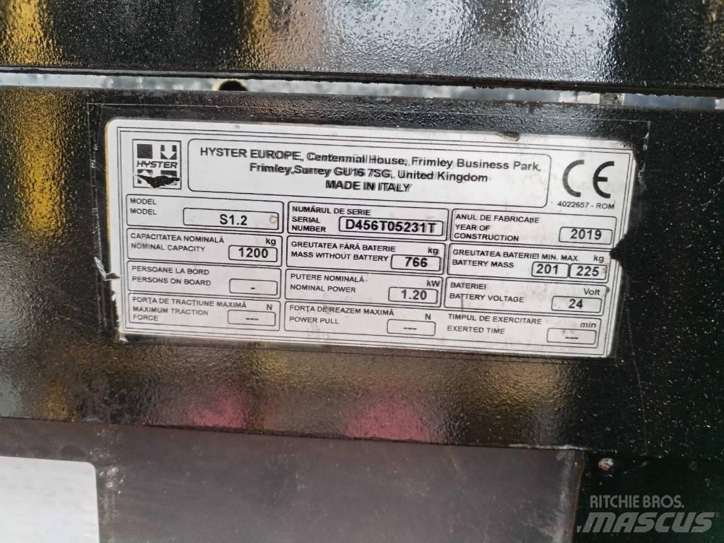 Hyster S 1.2 Gerbeur accompagnant