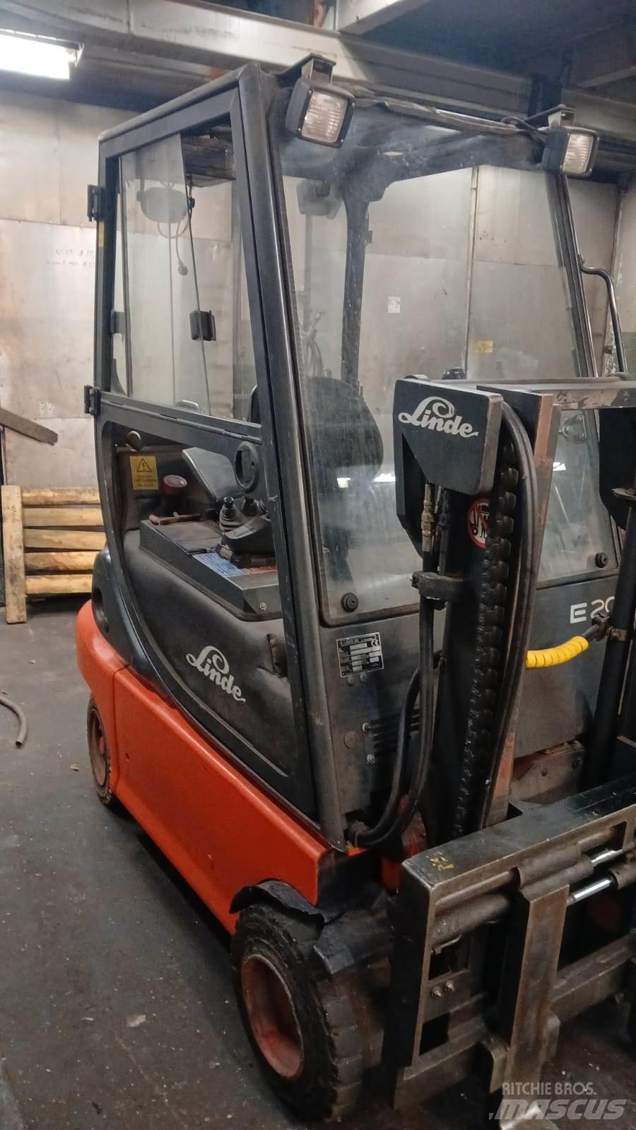 Linde E20P-02 Chariots élévateurs électriques