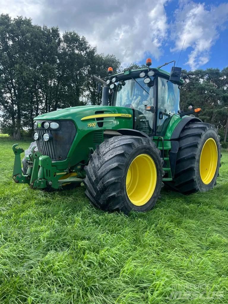 John Deere 7930 Tracteur