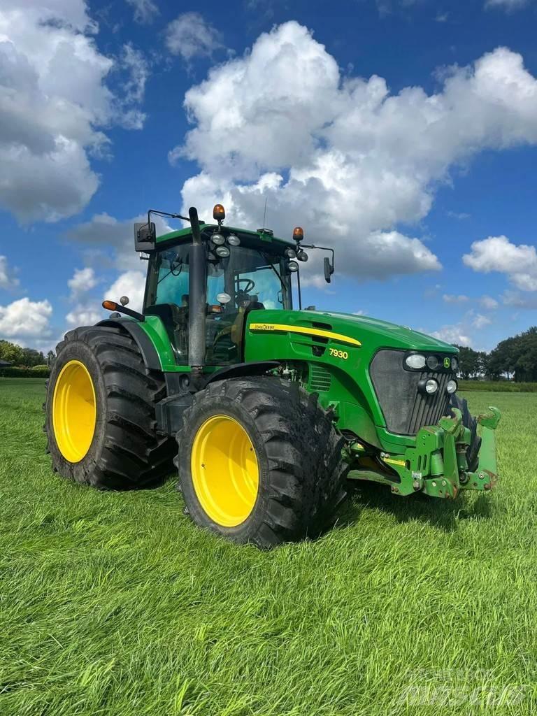 John Deere 7930 Tracteur