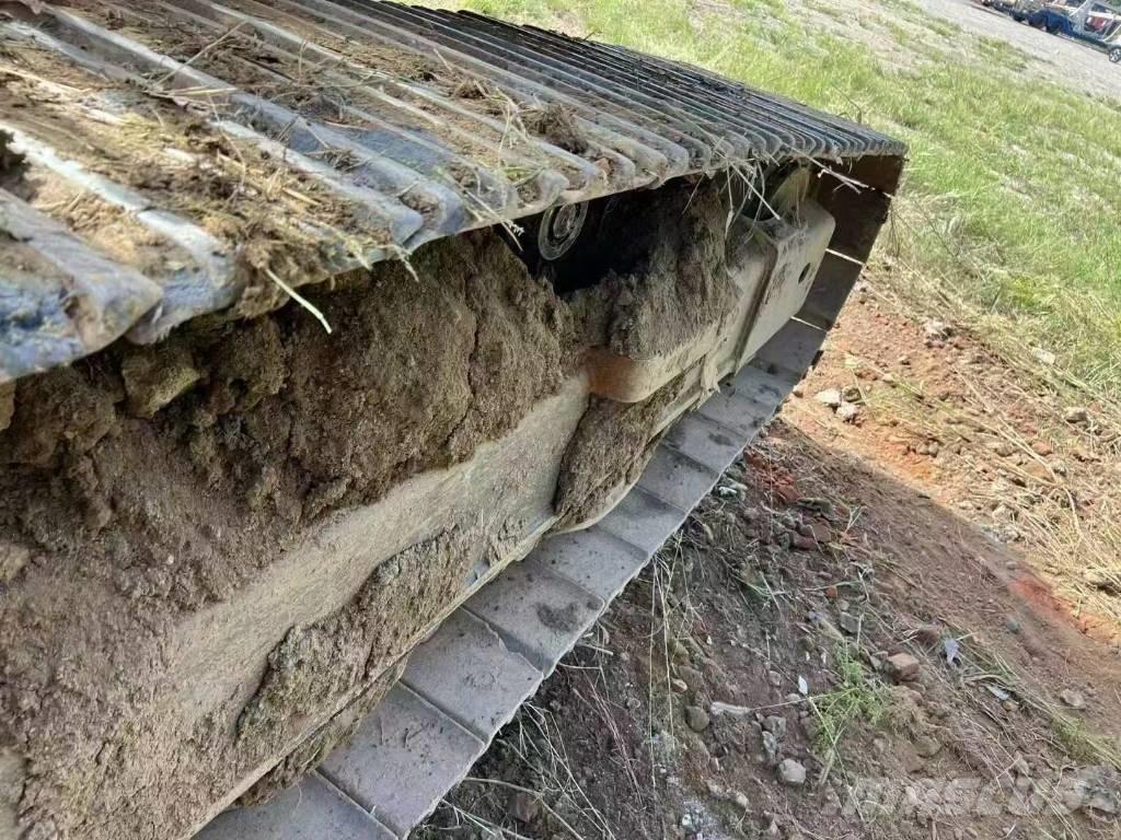 Komatsu PC 200 Pelle sur chenilles