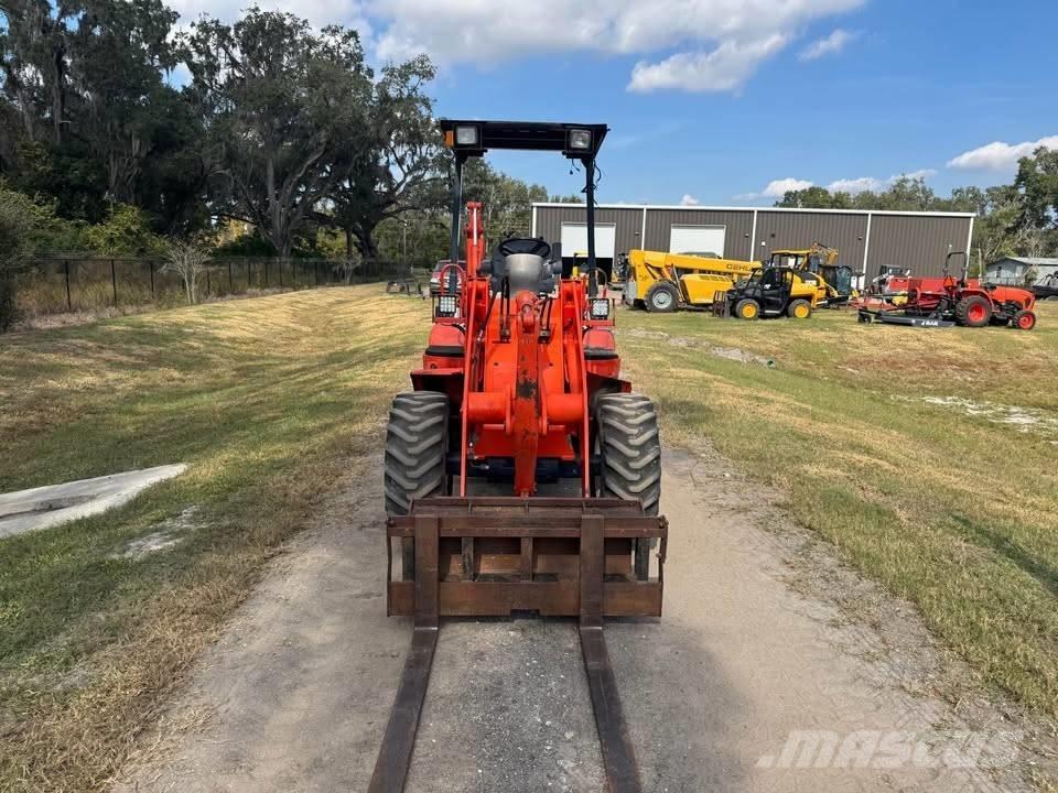 Kubota R 420 Chargeuse sur pneus