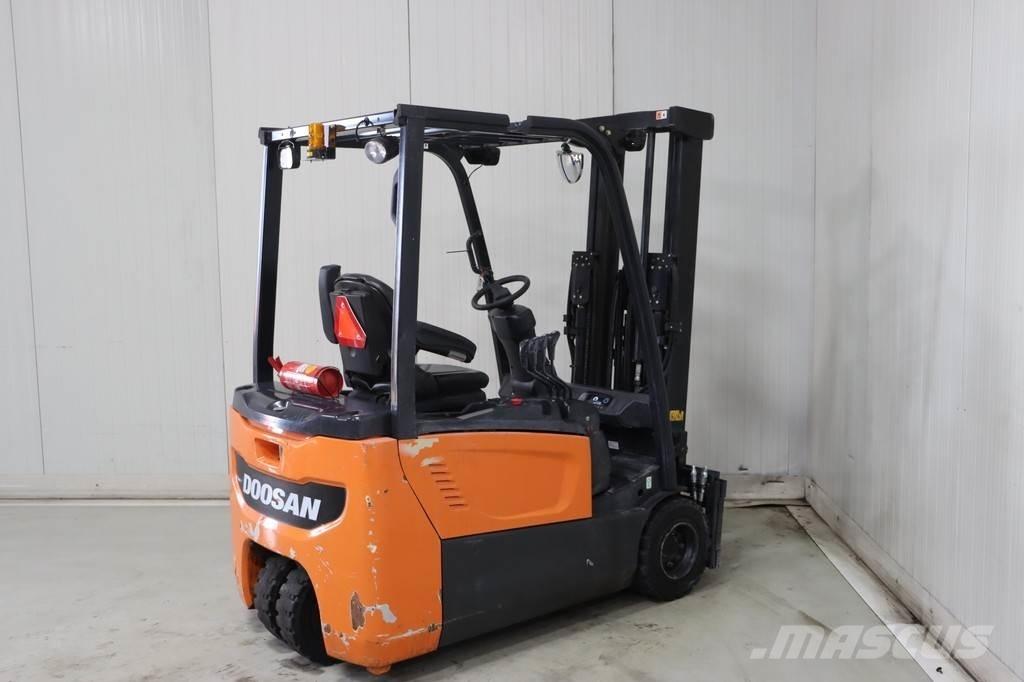 Doosan B20T-7 Chariots élévateurs électriques