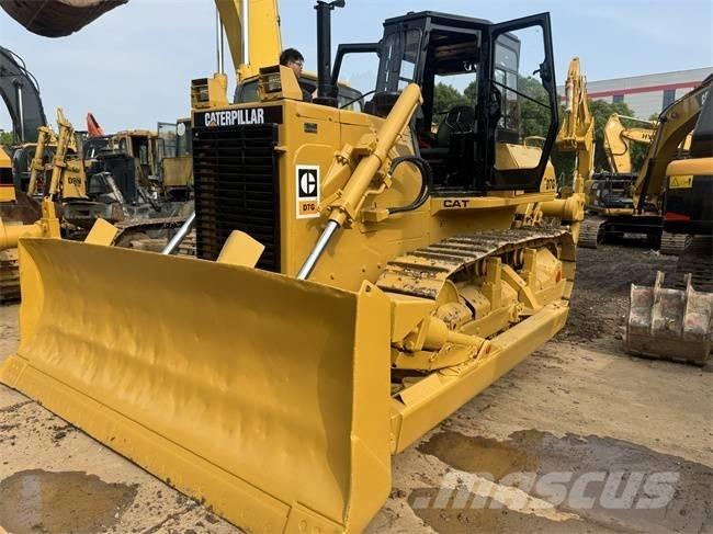 CAT D 7 G Bouteurs sur chenilles