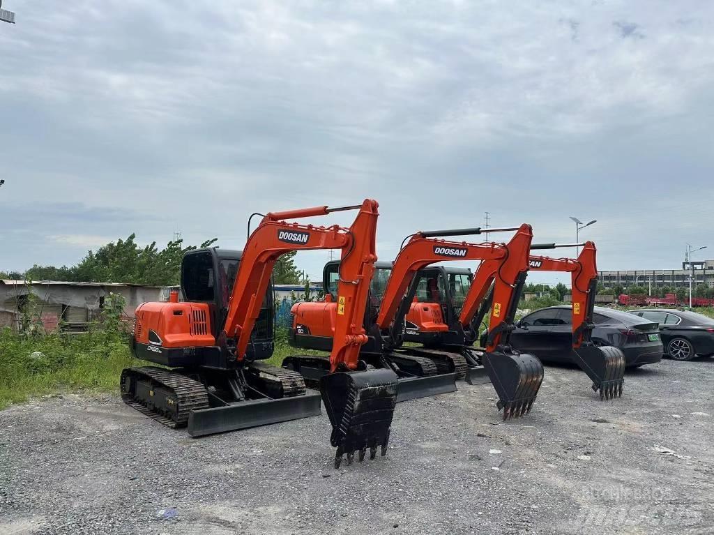 Doosan DX60-9 Mini pelle < 7t