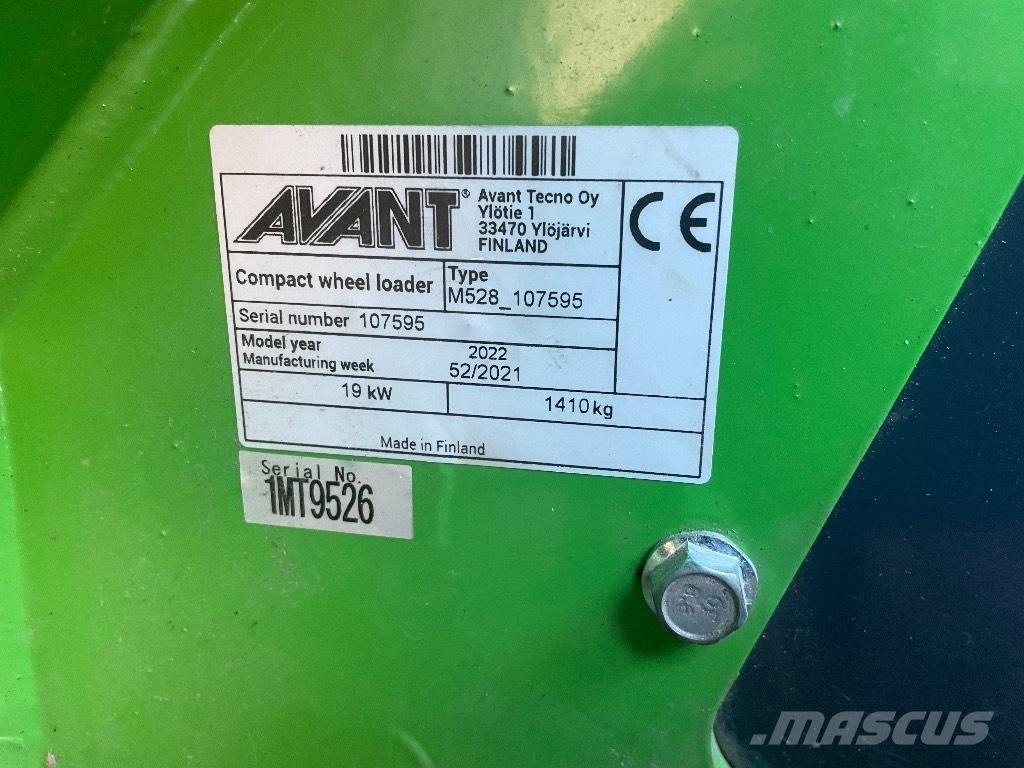 Avant 528 Chargeuse multifonction