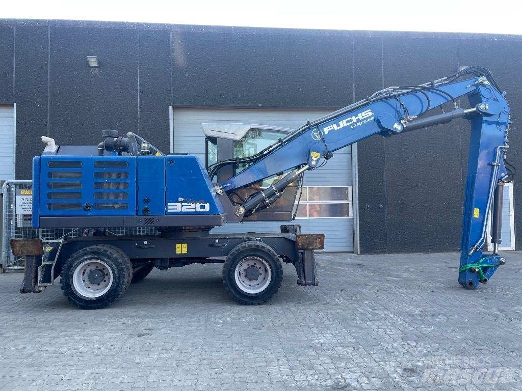 Fuchs MHL320F Pelle à déchets