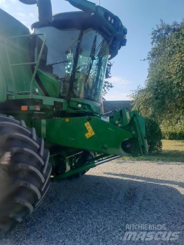 John Deere T 670 i Moissonneuse batteuse