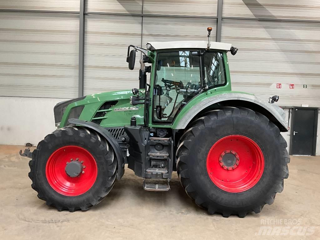 Fendt 828 Vario TMS Tracteur