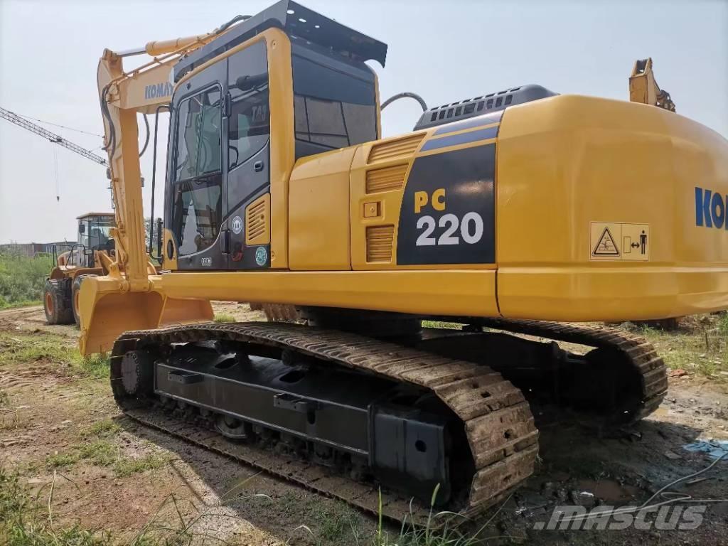 Komatsu PC 220-8 Pelle sur chenilles
