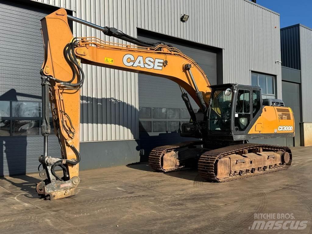 CASE CX300D Pelle sur chenilles
