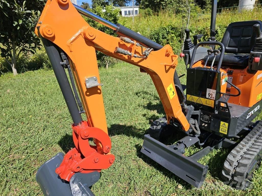 Doosan DX 10 Z Mini pelle < 7t