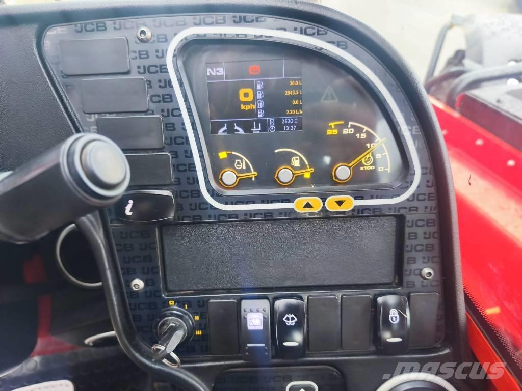 JCB 540-140 Chariot télescopique