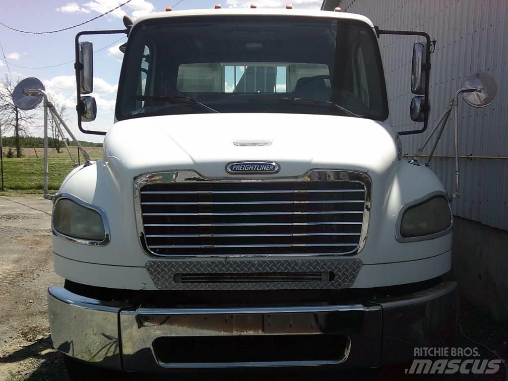 Freightliner M2 Châssis cabine