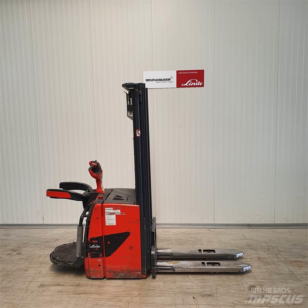 Linde L16AP Gerbeur accompagnant