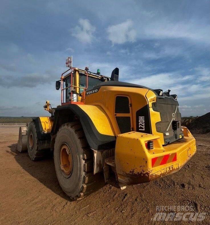 Volvo L 220 H Chargeuse sur pneus