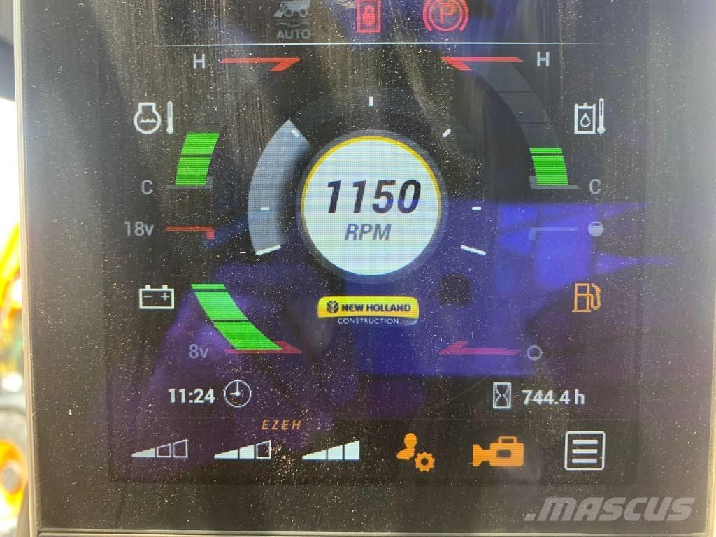 New Holland C327 Chargeuse compacte