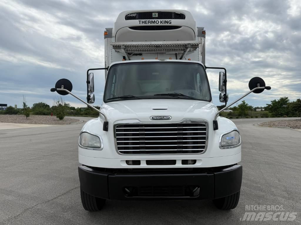 Freightliner M 106 Camion frigorifique