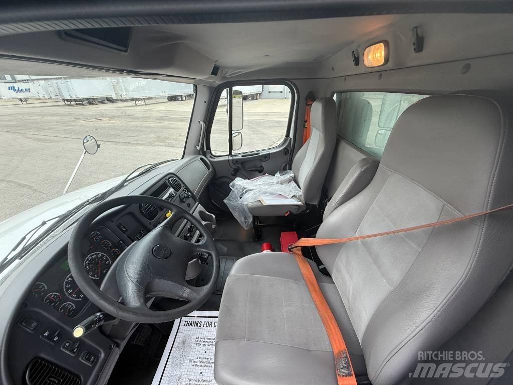 Freightliner M 106 Camion frigorifique