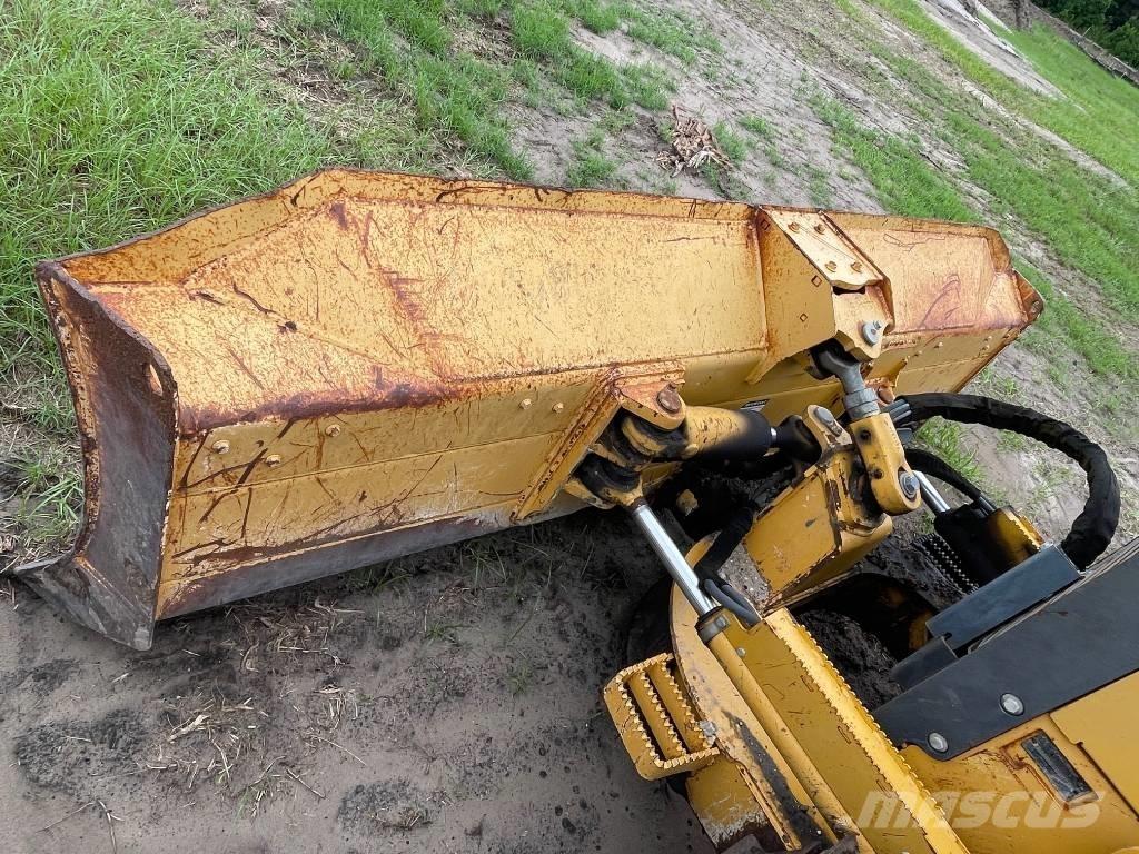 DEERE 450J LGP Bouteurs sur chenilles