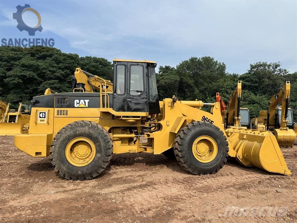 CAT 966 F Chargeuse sur pneus