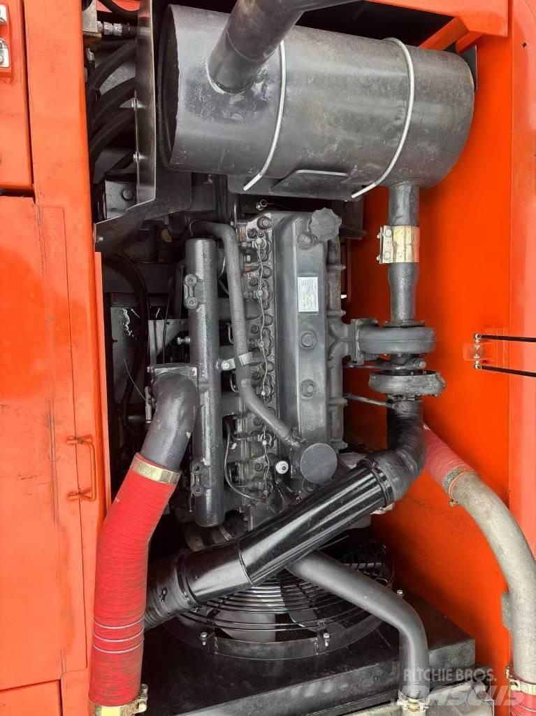 Doosan 225 LCA Pelle sur chenilles