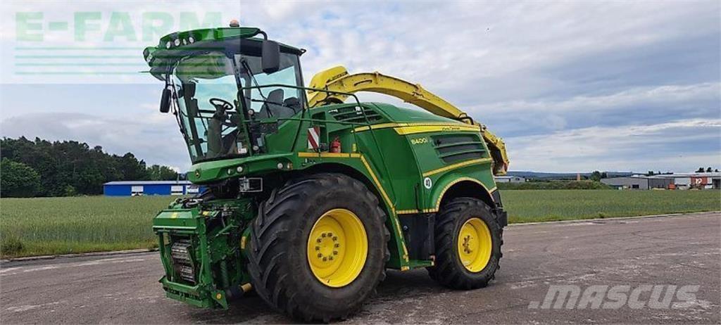 John Deere 8400 Ensileuse automotrice