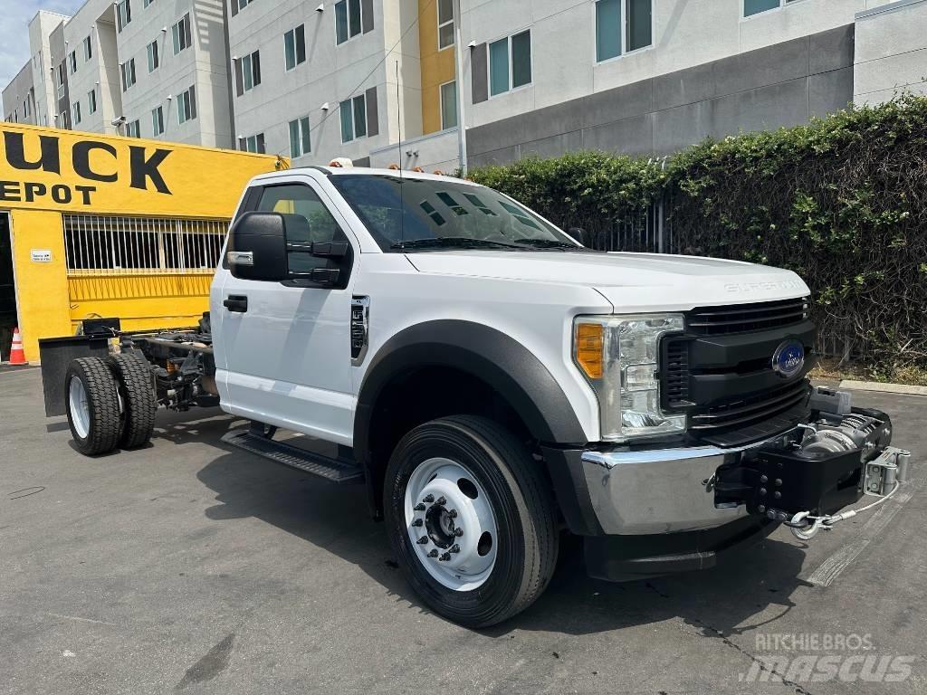 Ford F 550 Châssis cabine