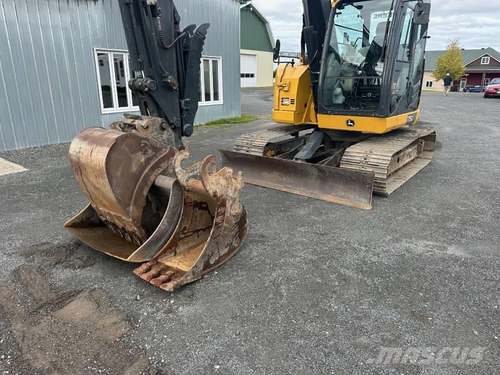 John Deere 75G Pelle sur chenilles