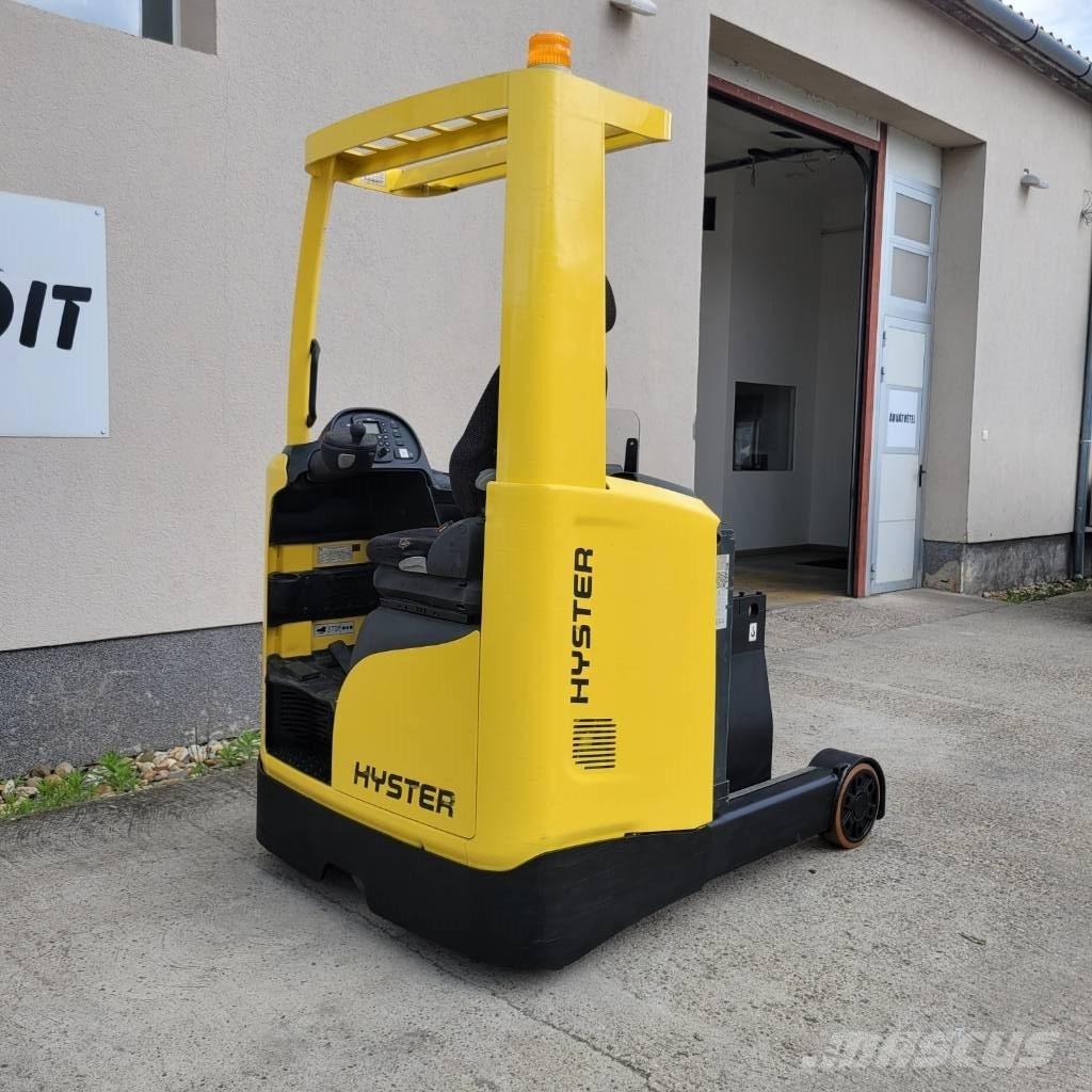 Hyster R 1.4 Chariot à mât rétractable