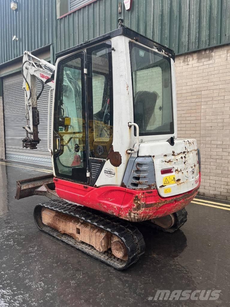 Takeuchi TB 228 Mini pelle < 7t