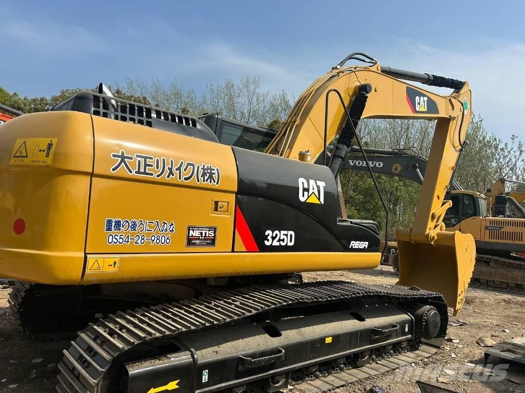 CAT 325 D Mini pelle 7t-12t