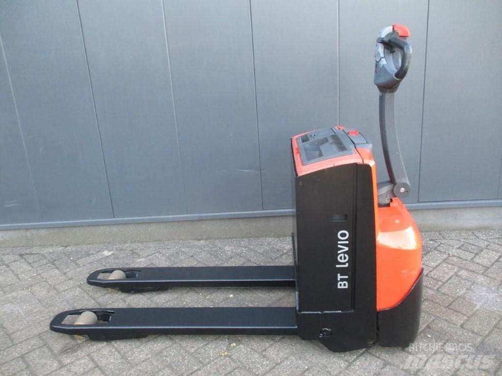 BT LWE 160 Transpalette accompagnant