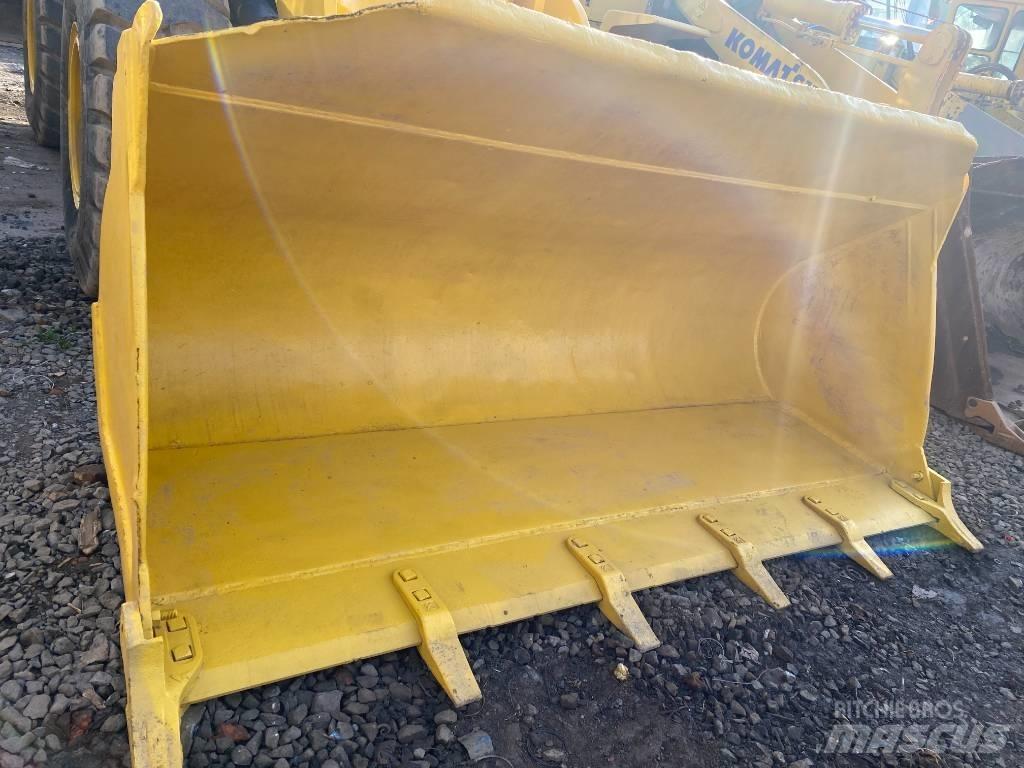 Komatsu WA 320-5 Chargeuse sur pneus