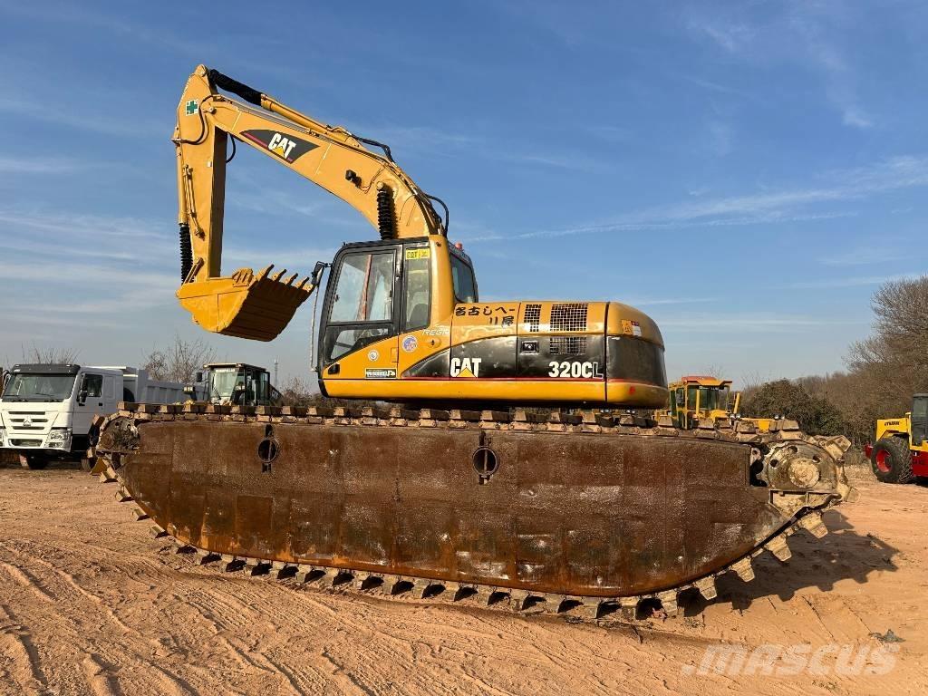 CAT 320 C L Pelles amphibies