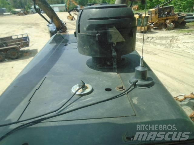 CAT 535 C Débusqueur