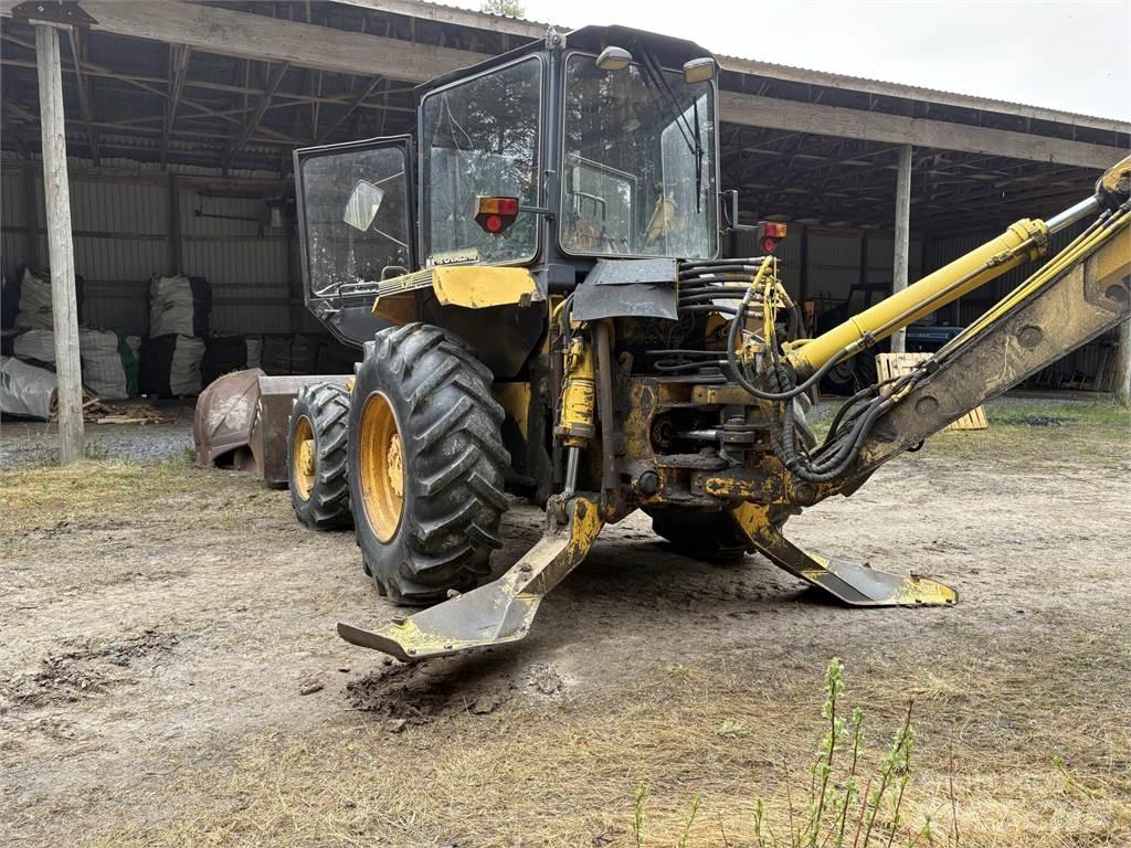 Lännen C10 EX 4*4 Tractopelle