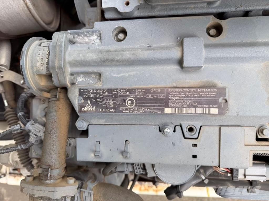 Terex TW 85 Pelle sur pneus