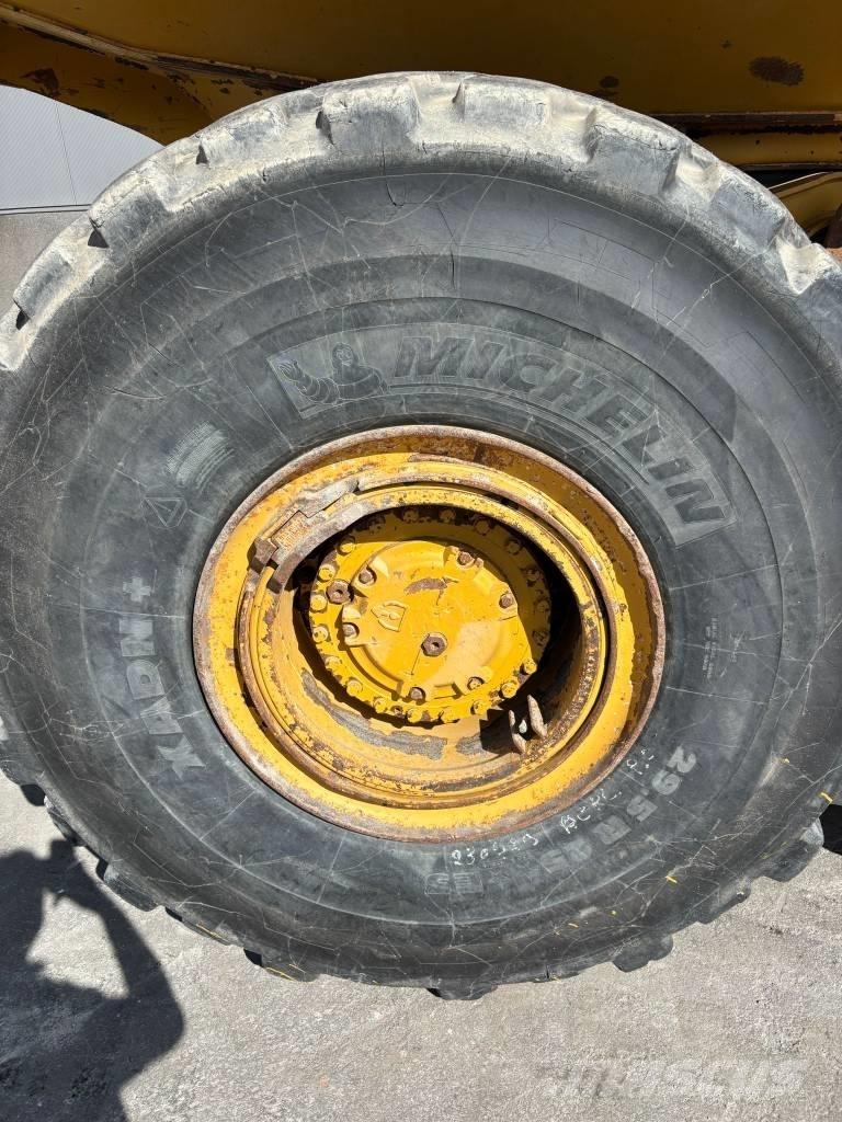 CAT 745 C Tombereau articulé
