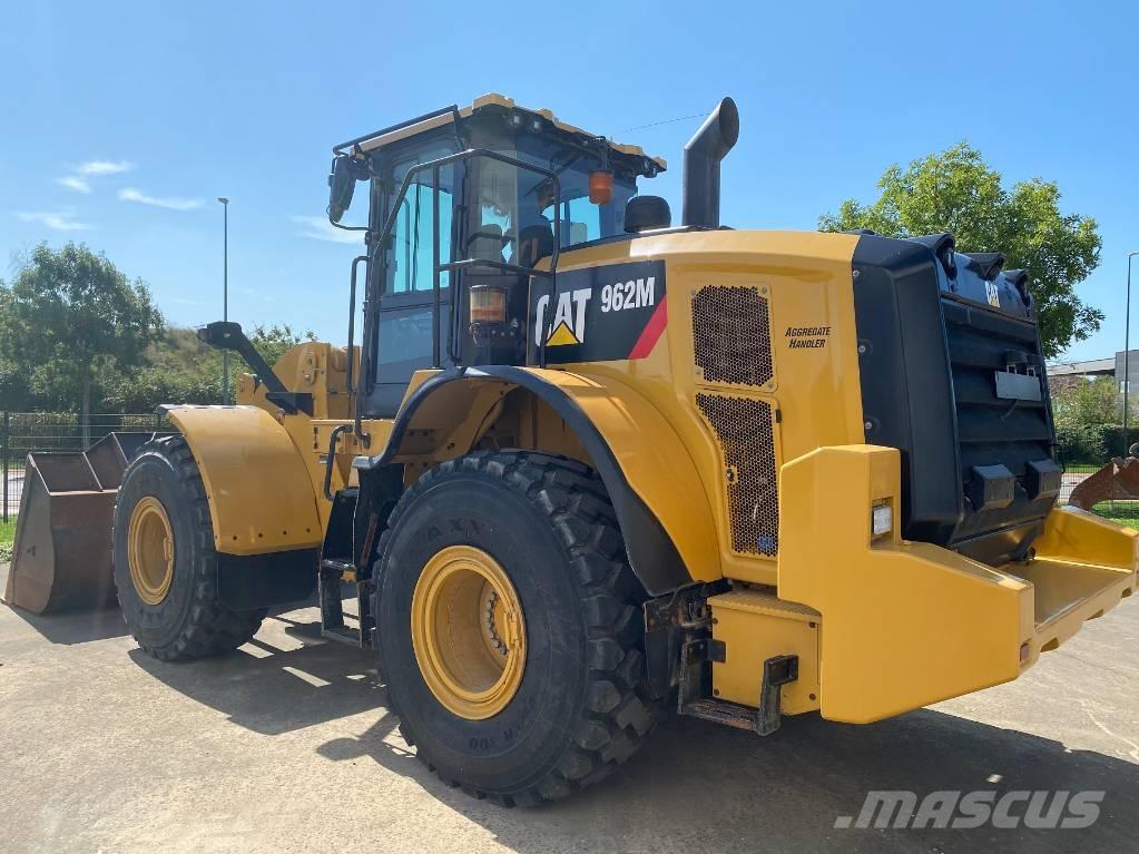 CAT 962 M Chargeuse sur pneus