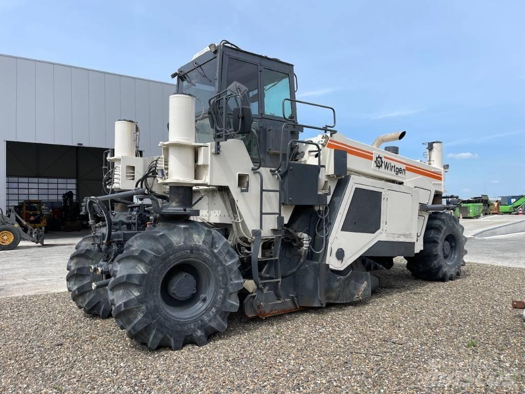 Wirtgen WR2500 Recycleur bitume