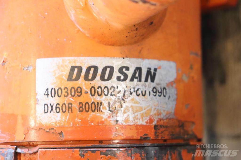 Doosan DX 60 R Mini pelle < 7t
