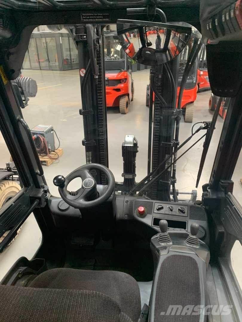 Linde E35L Chariots élévateurs électriques