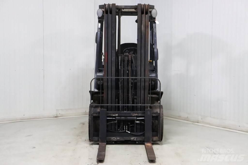 Nissan U1D2A20LQ Chariots GPL