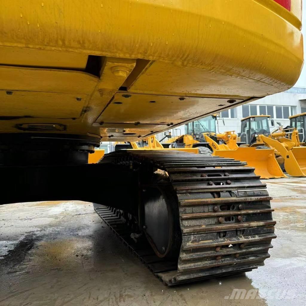 Komatsu PC 220-8 Pelle sur chenilles