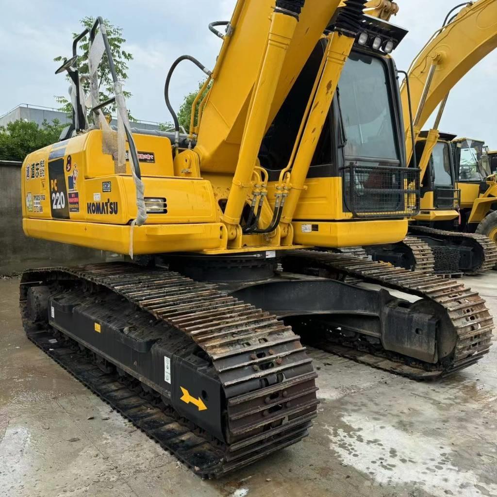Komatsu PC 220-8 Pelle sur chenilles